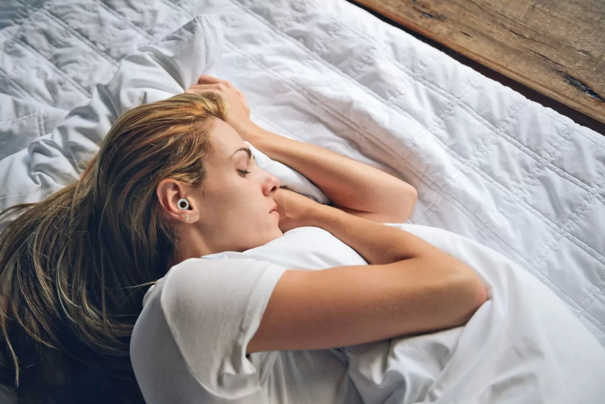 Loop earbuds for sleep